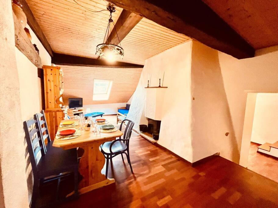 Charmant Appartement De Vacances Alta Ripa Hauterive  Exteriér fotografie